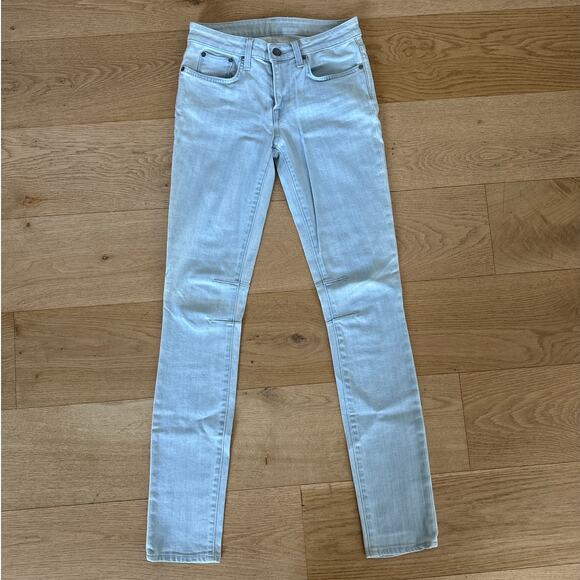 Helmut - Skinny Jeans in Light Wash Blue - Picture 1 of 5